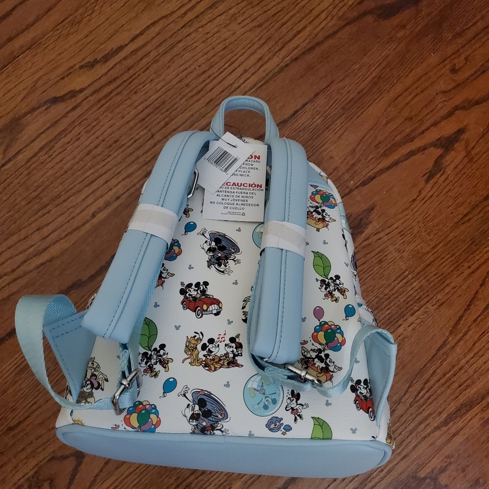 NWT Disney Loungefly Mickey & Minnie Backpack - Picture 4 of 9